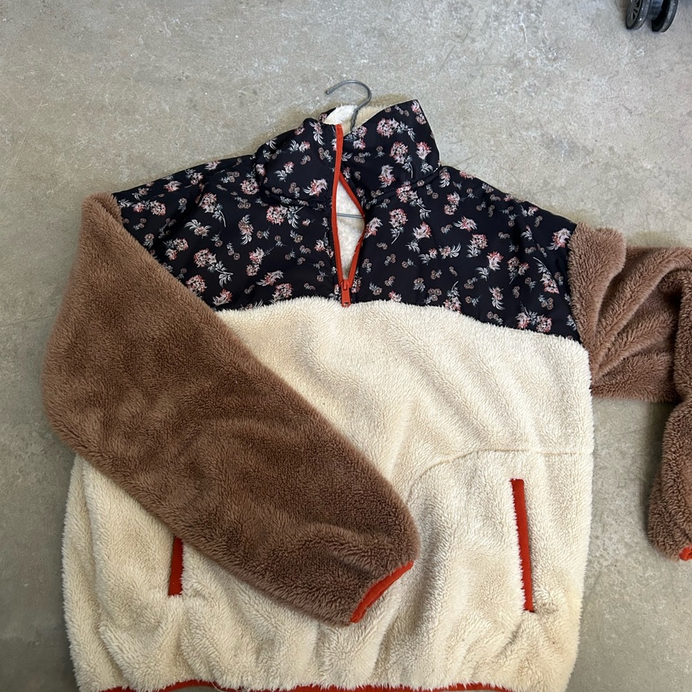 ' Floral and Fleece Jacket